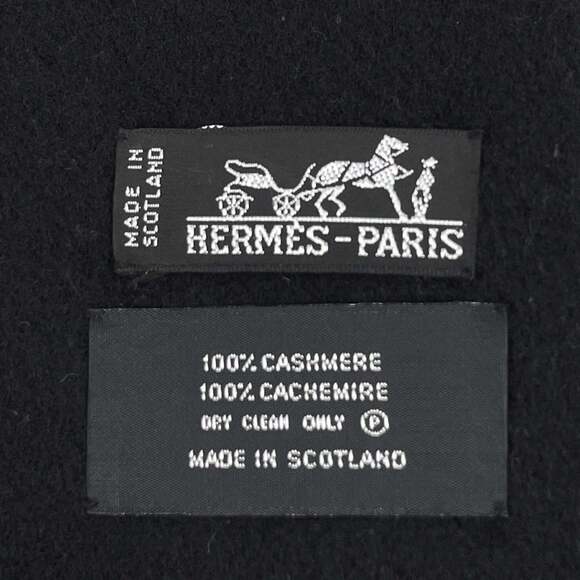HERMES Authentic Black Scarf - Picture 4 of 4